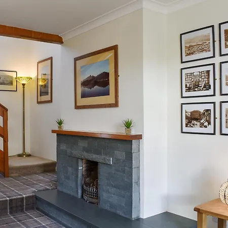 Oak Apple House